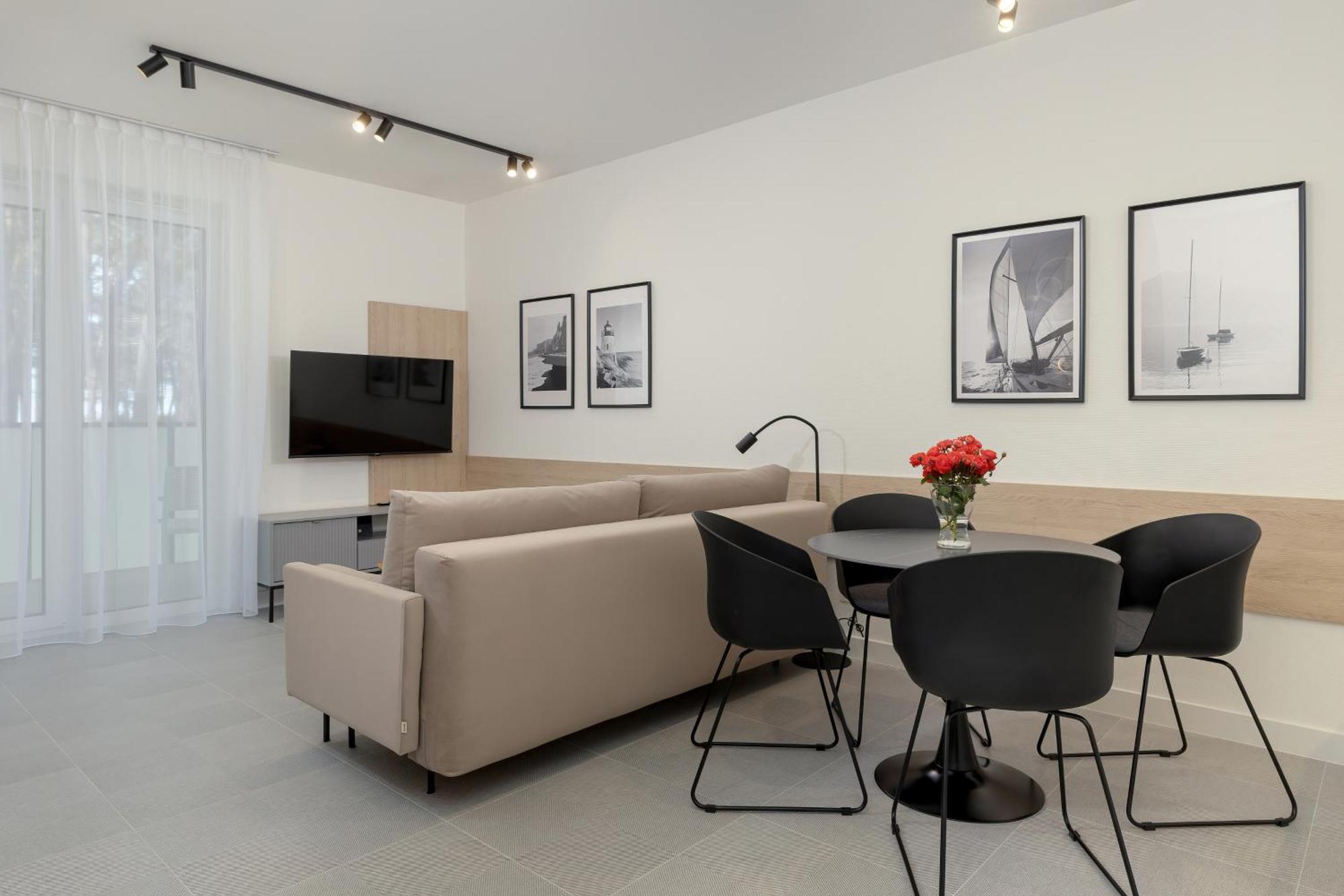 Aparthotel Aquamarina Dabki Marina Invest Extérieur photo